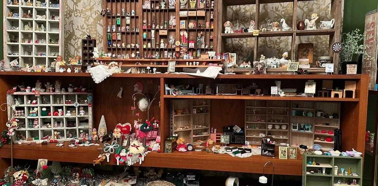 Store Image