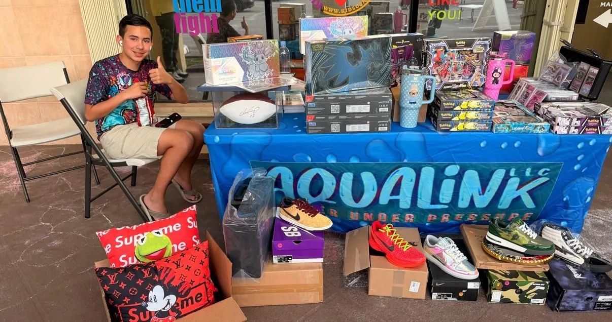 Store Image