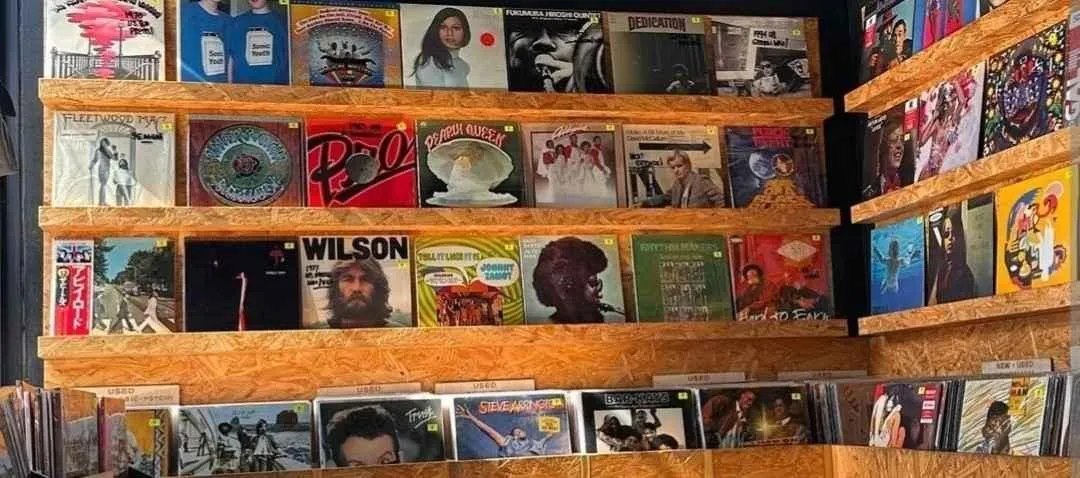 Store Image