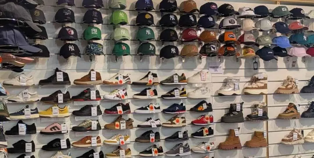 Store Image
