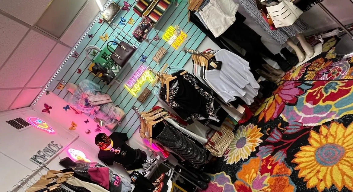 Store Image