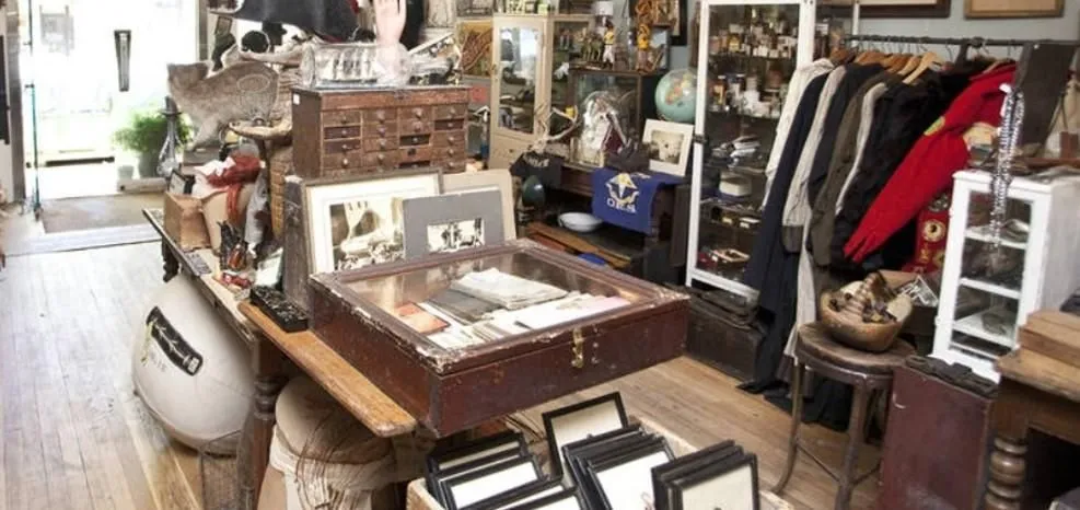 Store Image