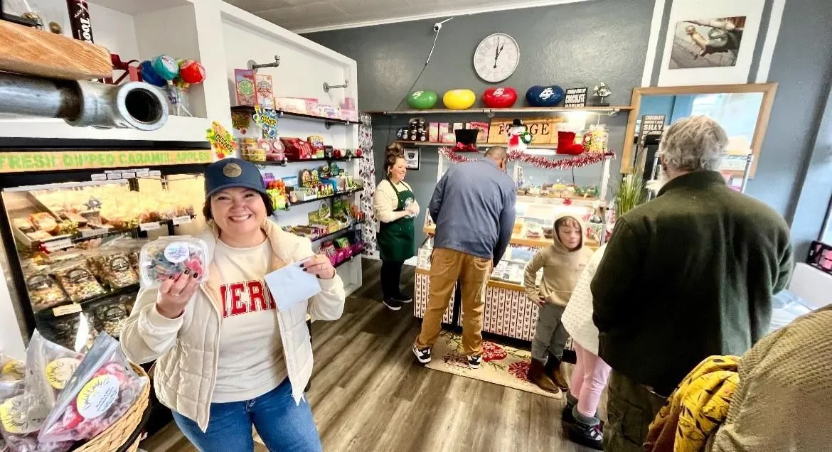 Store Image