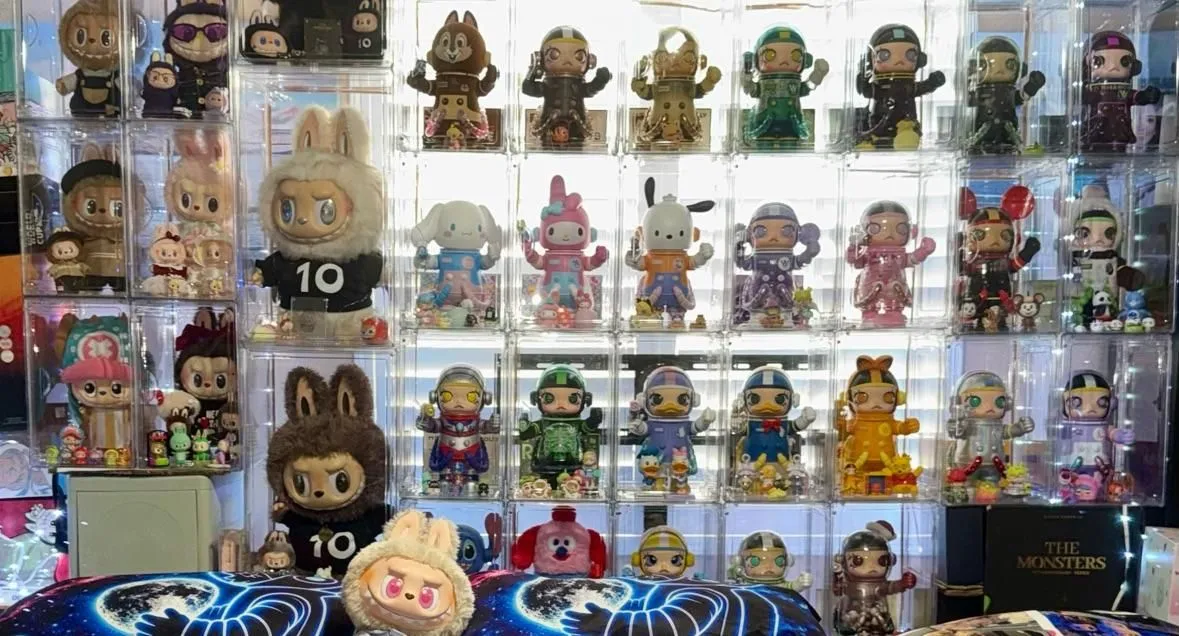 Store Image