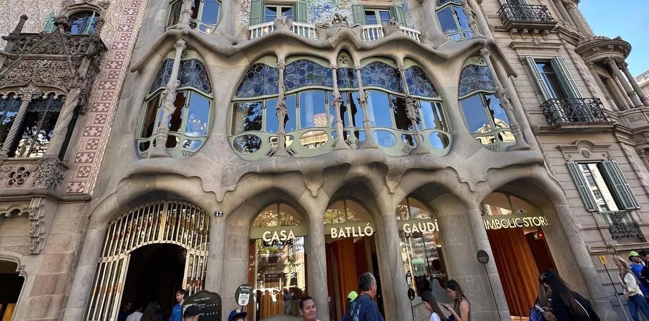 Store Image