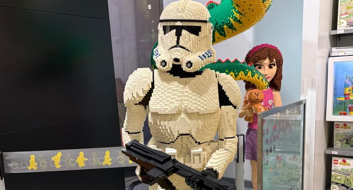 Store Image