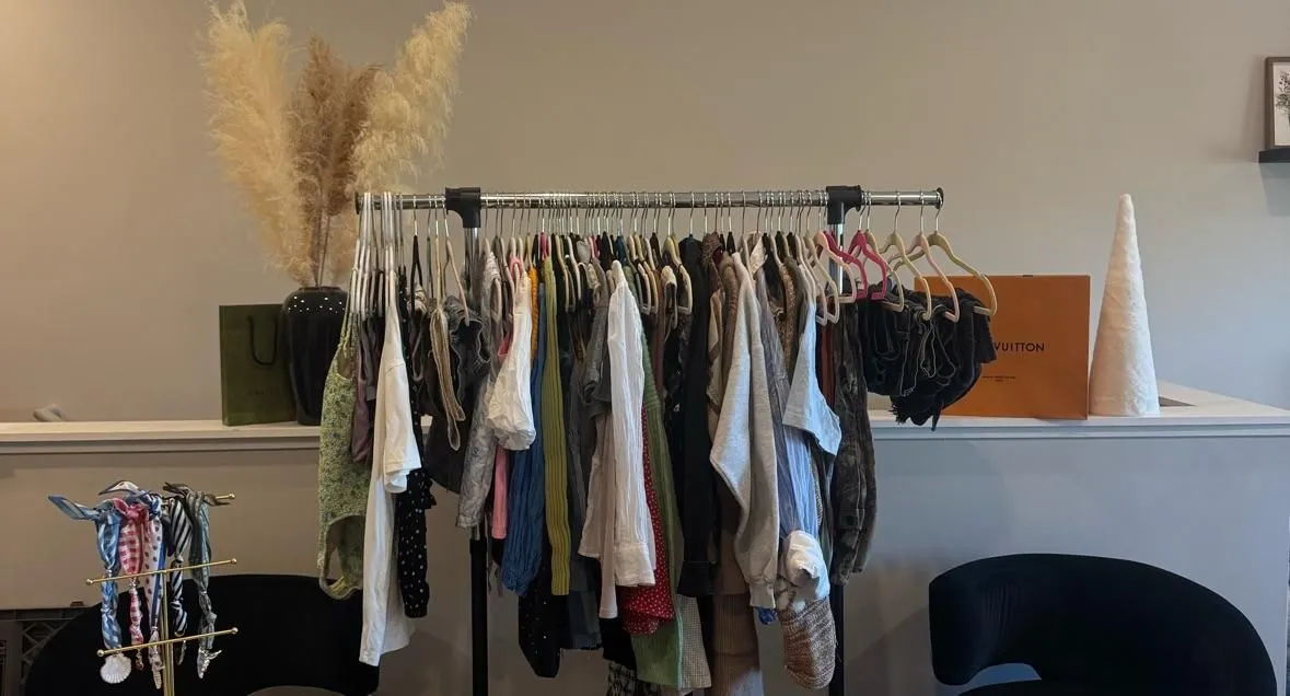 Store Image
