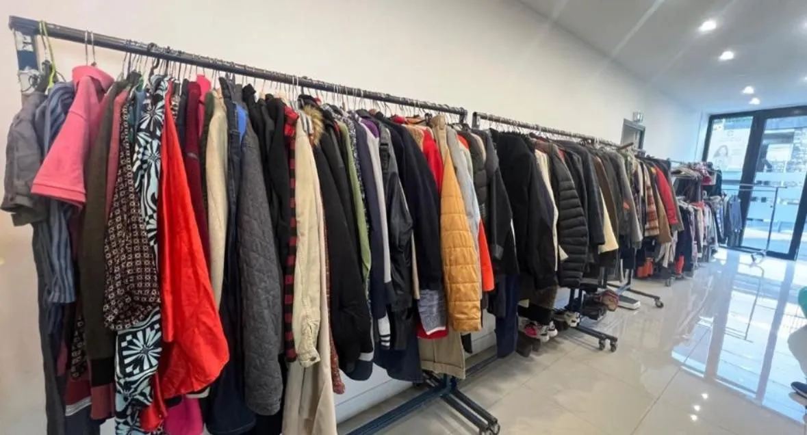 Store Image