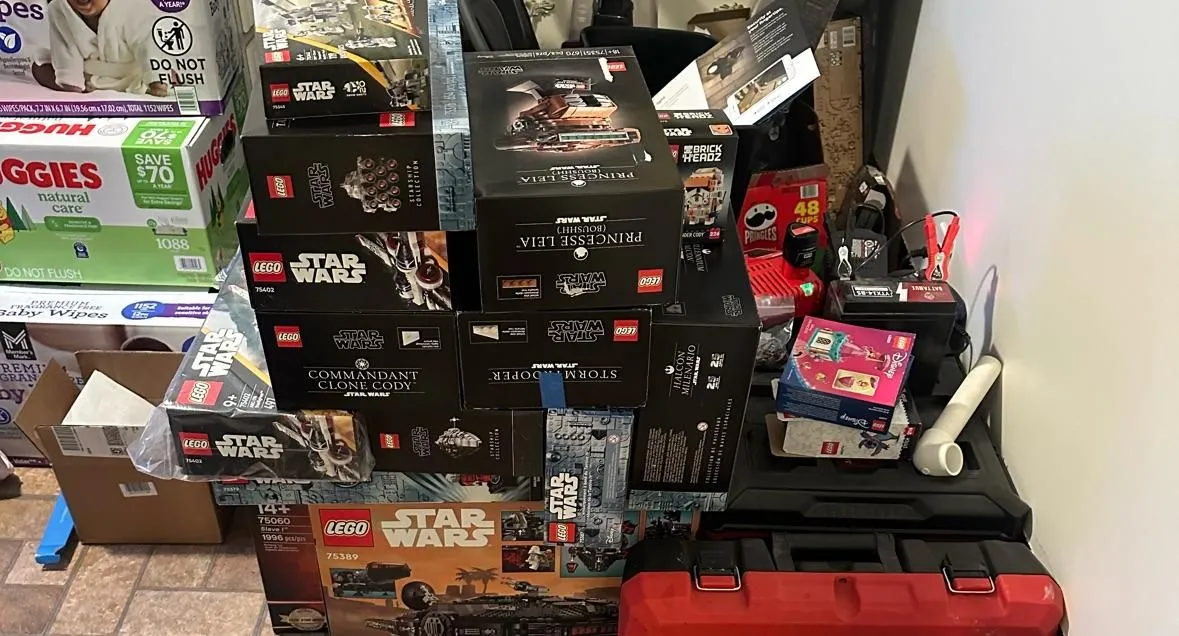 Store Image