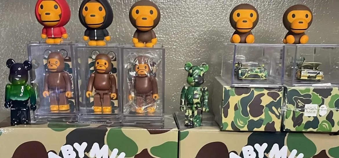 Store Image