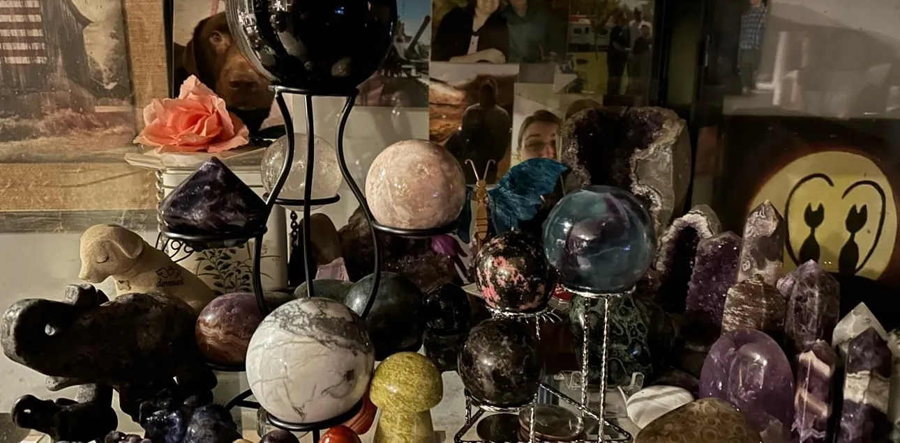 Store Image