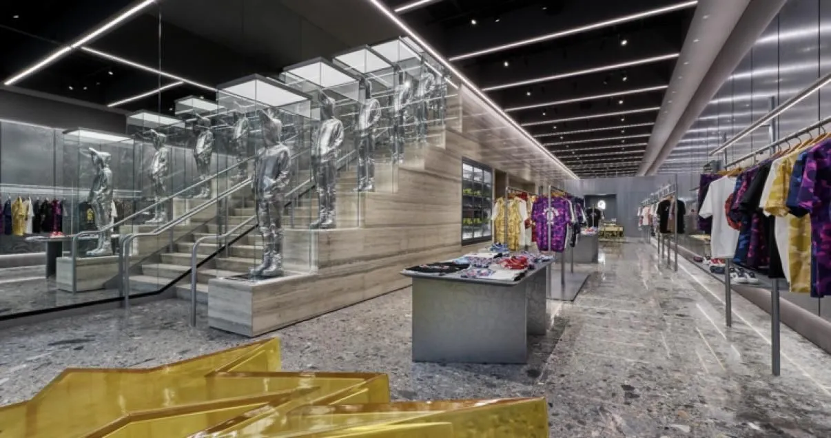 Store Image