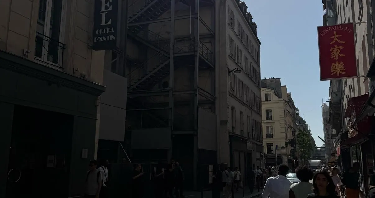 Store Image