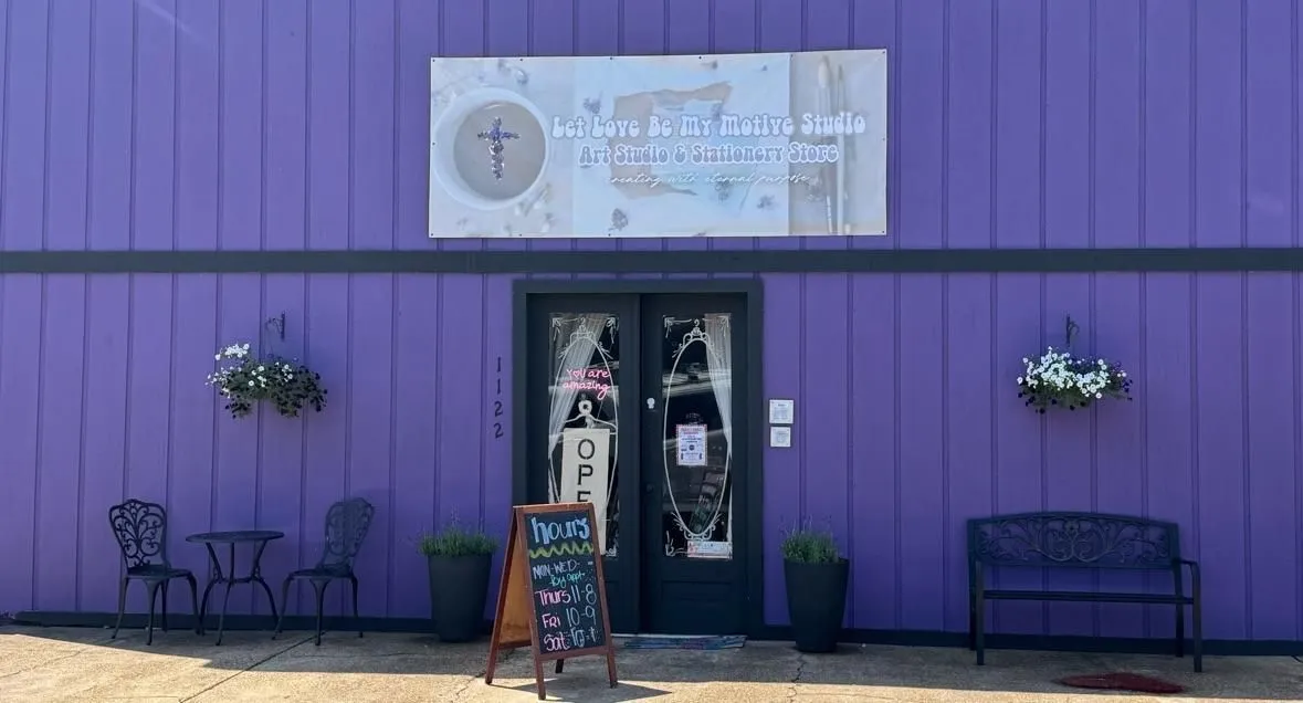 Store Image