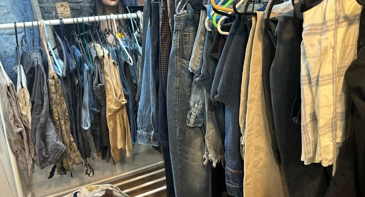 Store Image