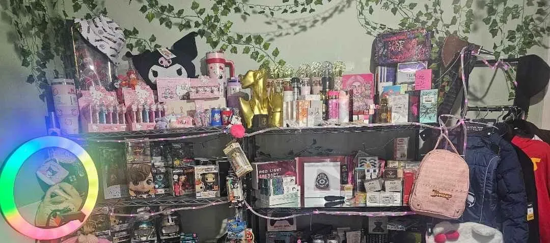 Store Image