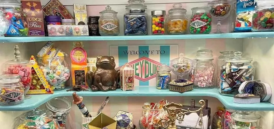 Store Image