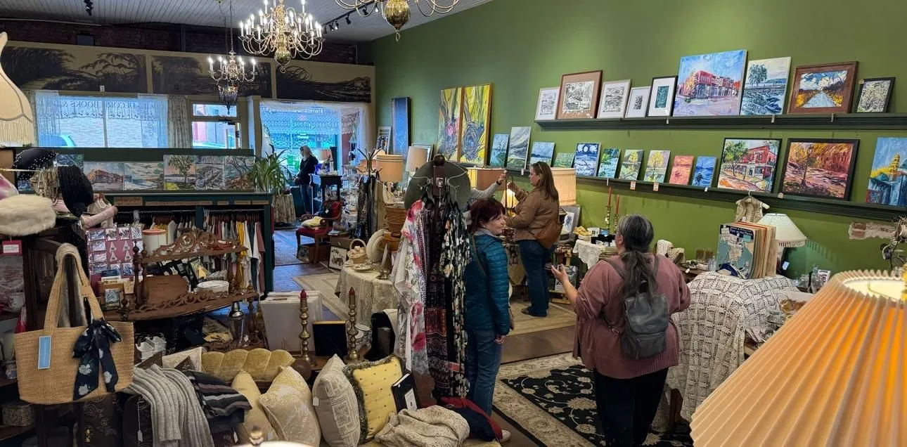 Store Image