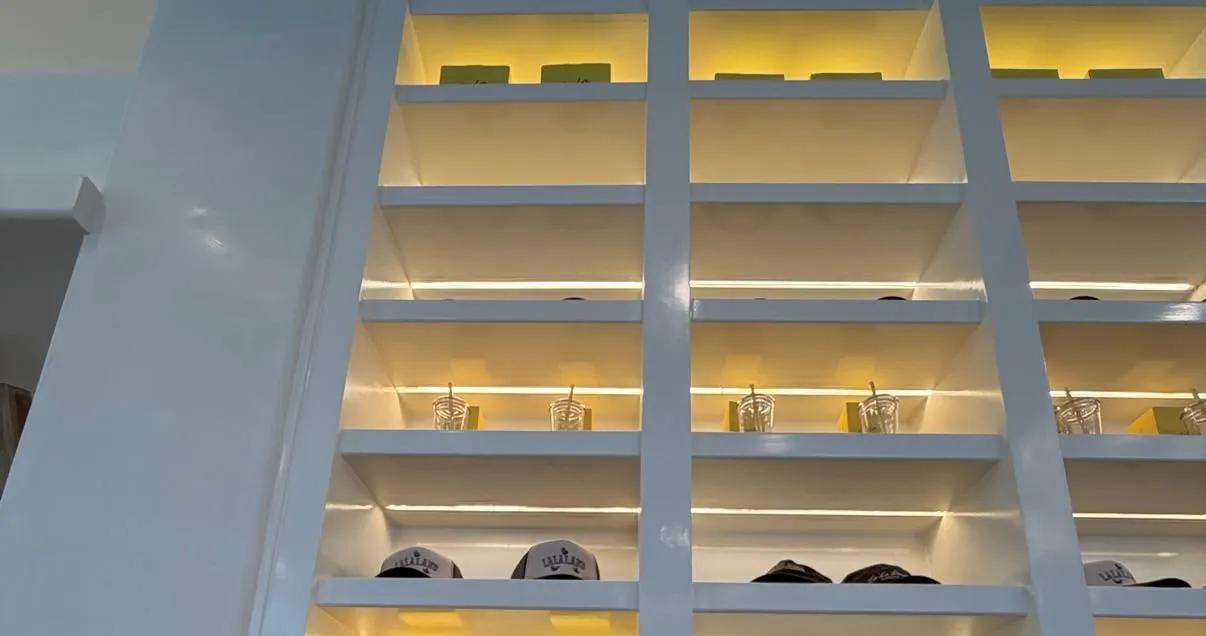 Store Image