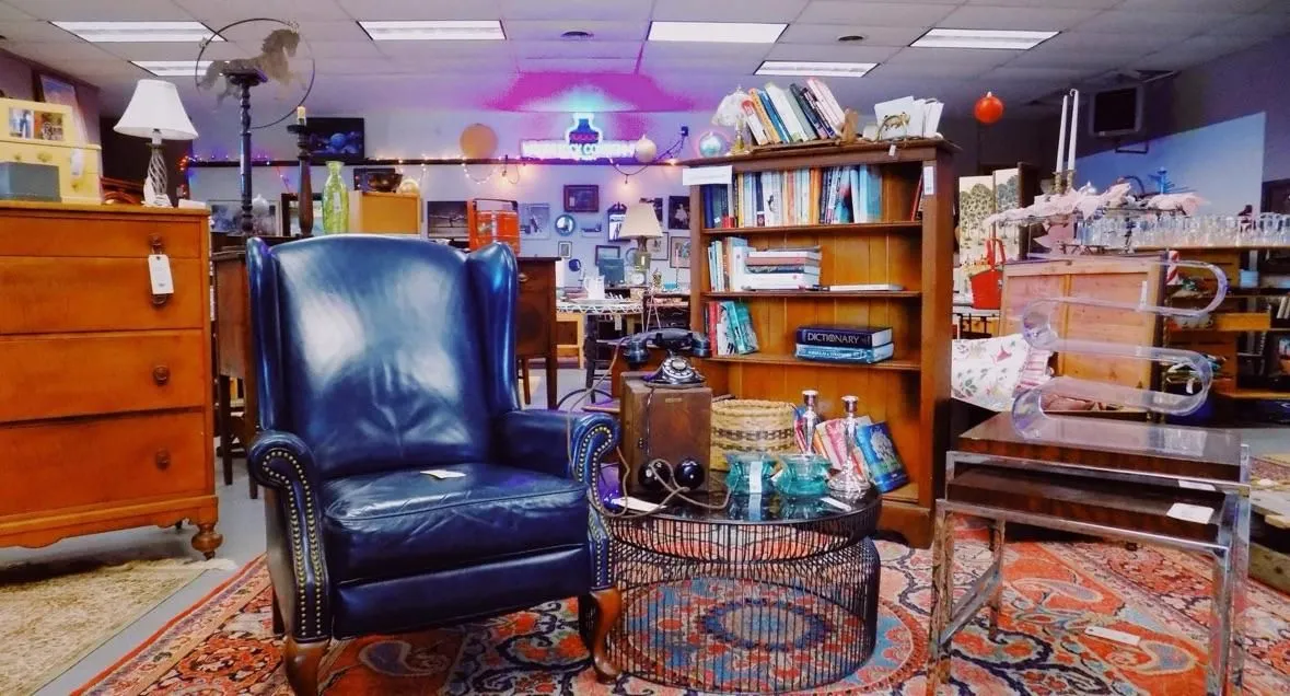 Store Image
