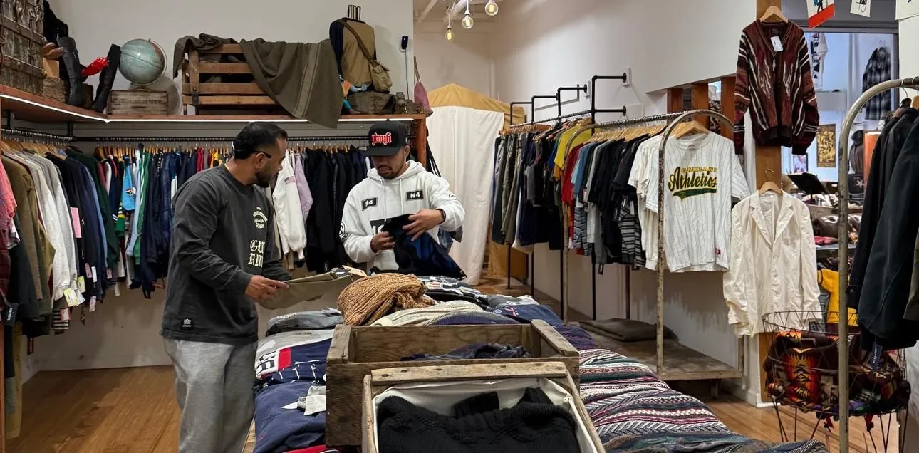Store Image