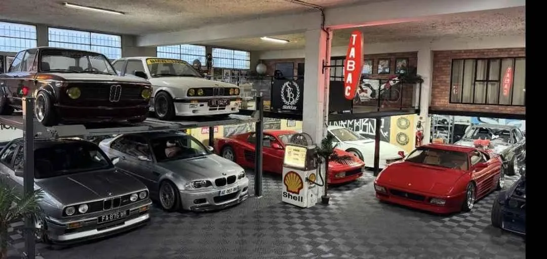 Store Image