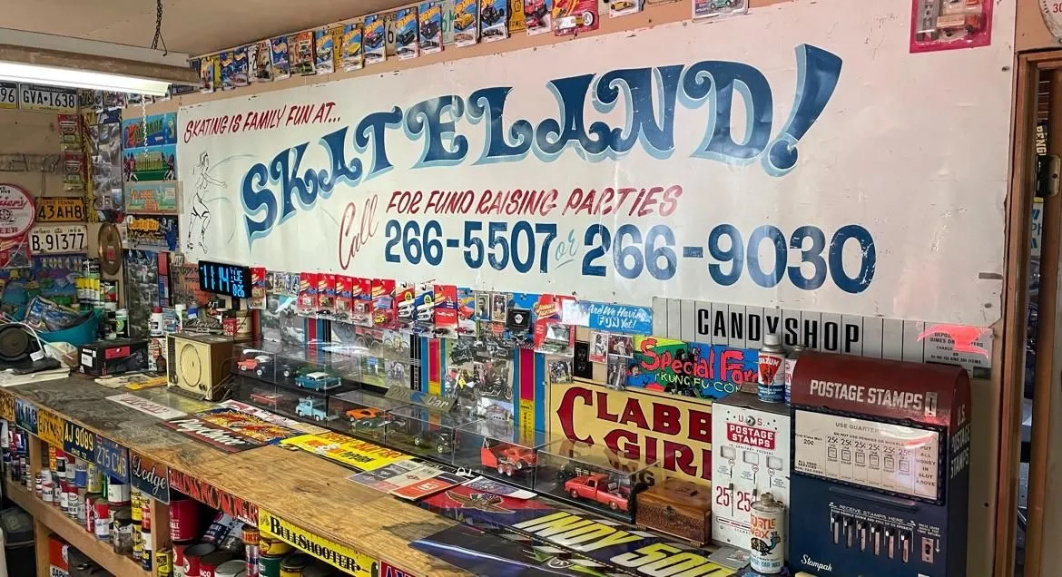 Store Image