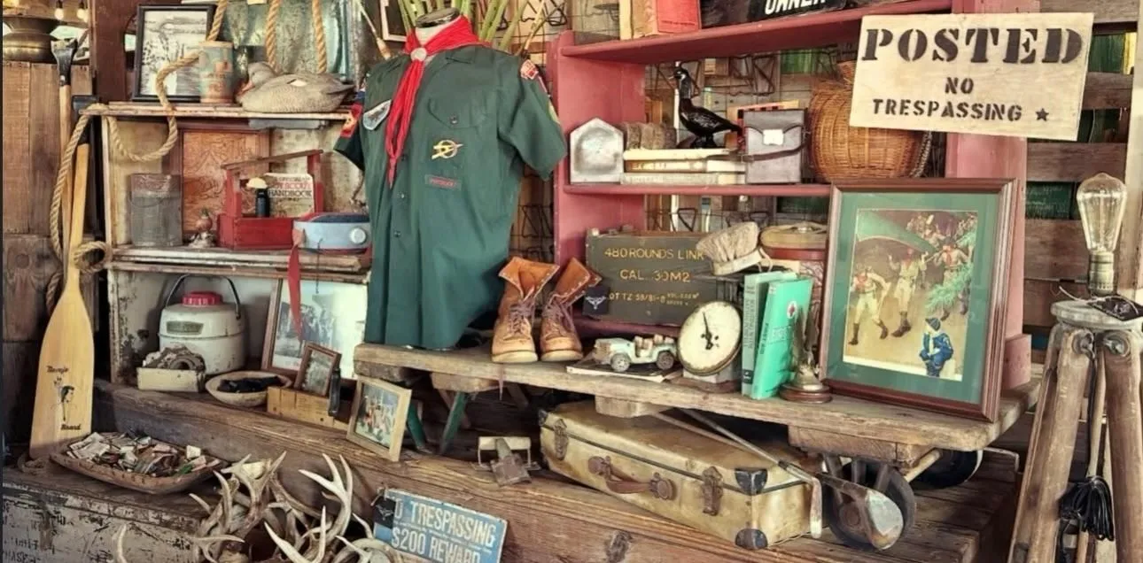 Store Image