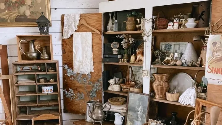Store Image