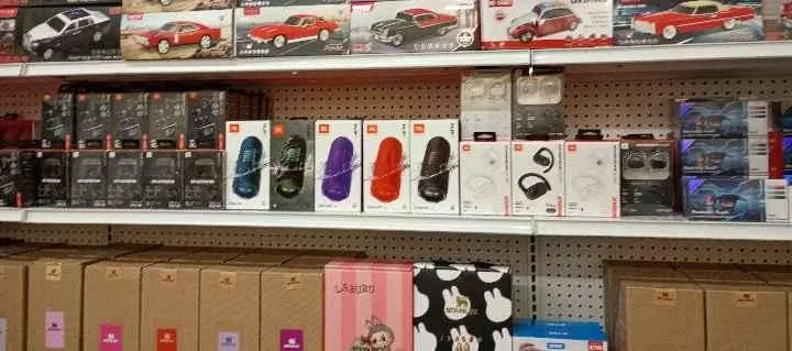 Store Image