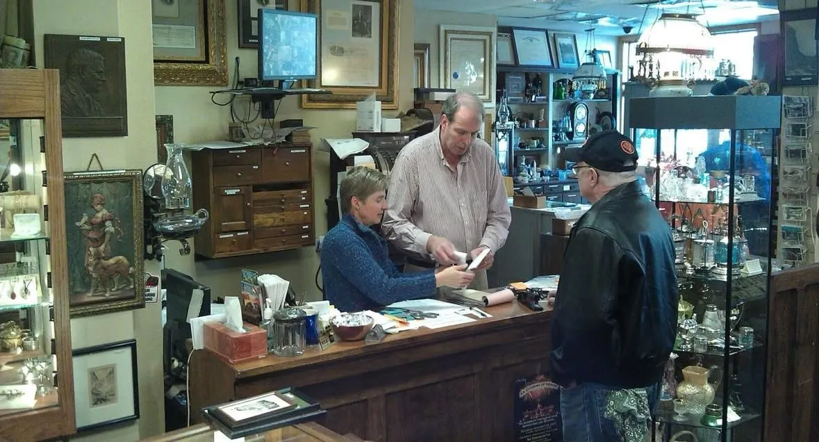 Store Image