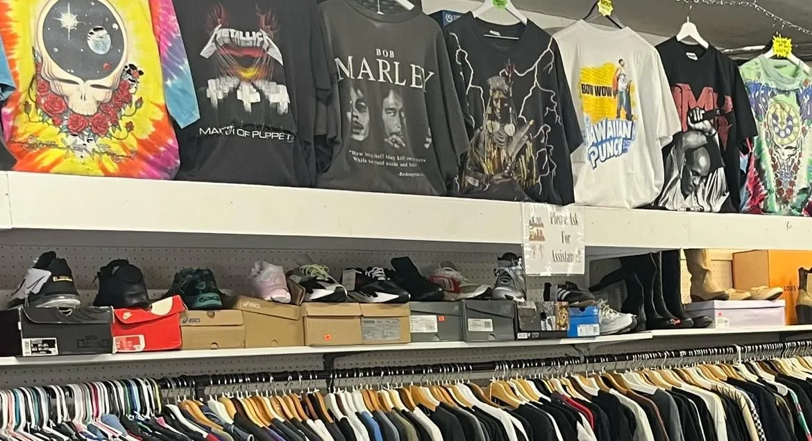 Store Image