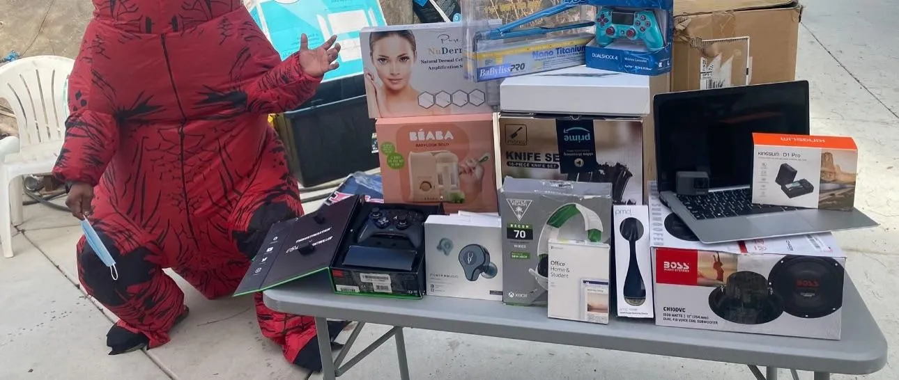 Store Image