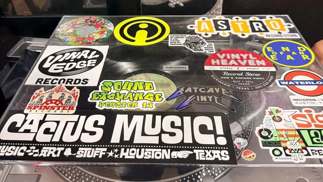 Store Image