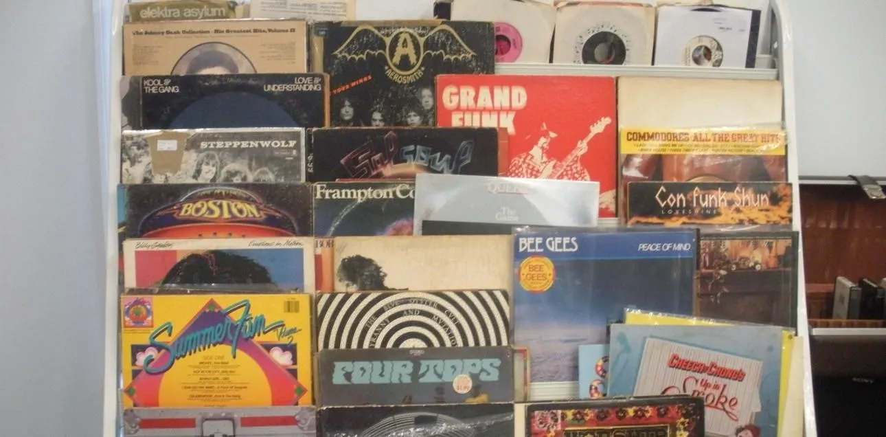 Store Image