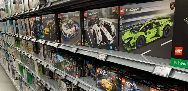 Store Image