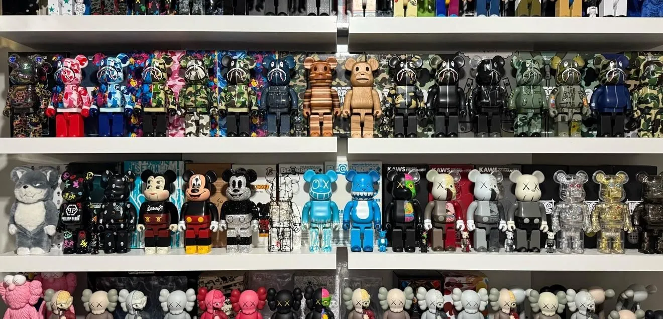 Store Image