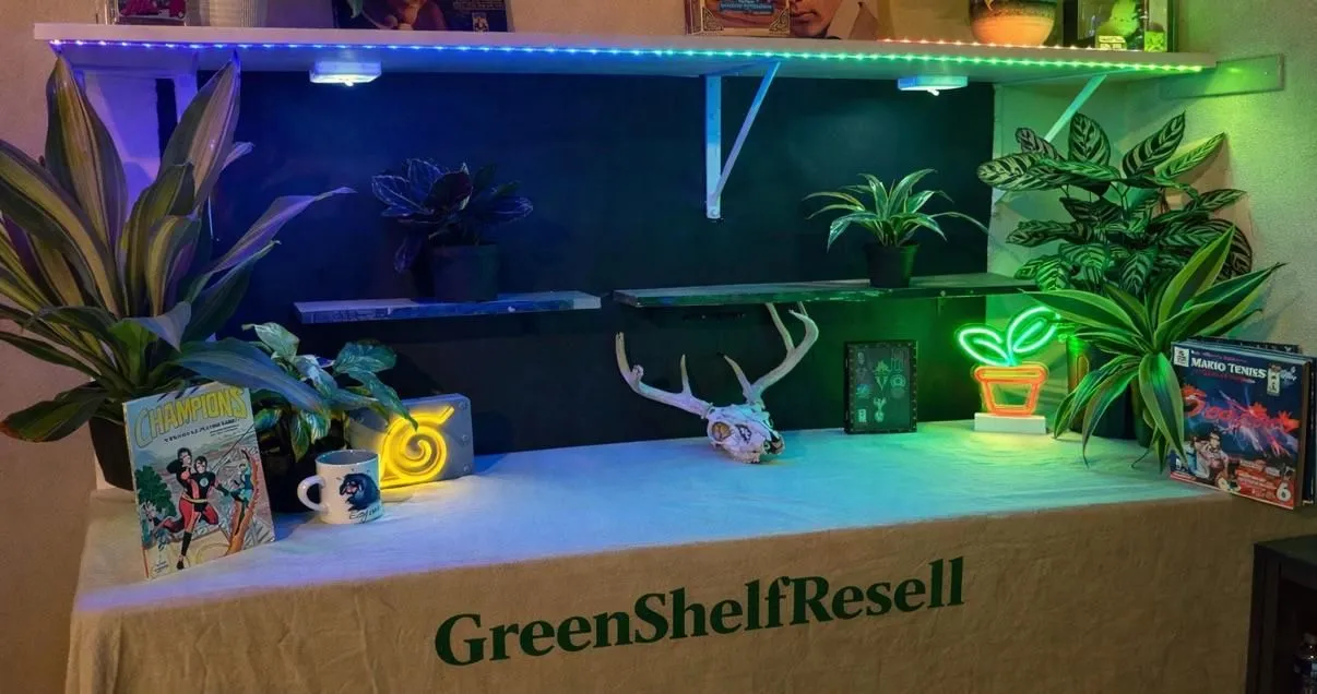 Store Image