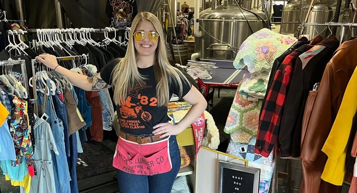 Store Image