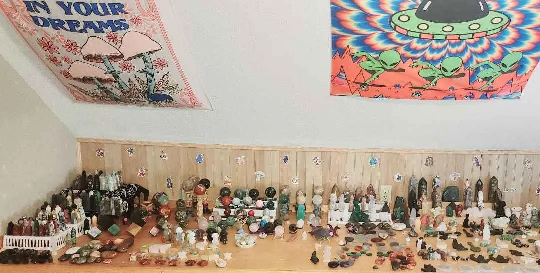 Store Image
