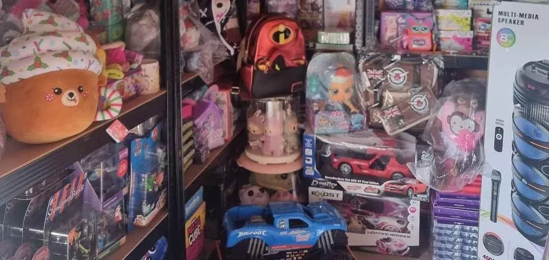 Store Image