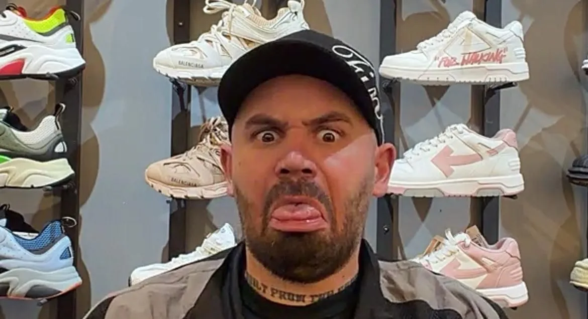 Store Image