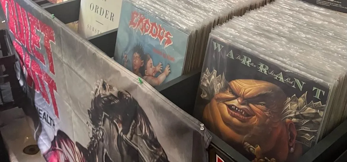 Store Image