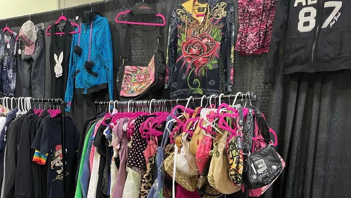 Store Image