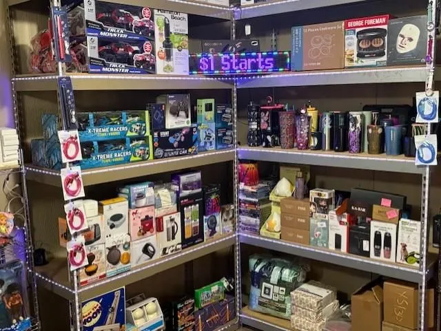 Store Image
