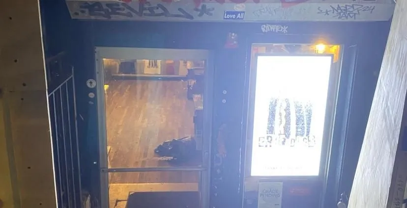 Store Image