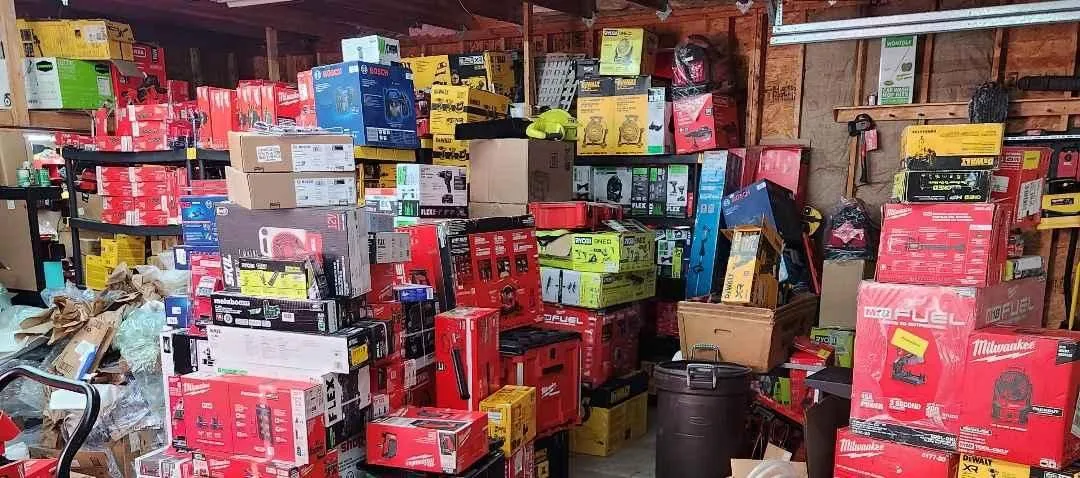 Store Image