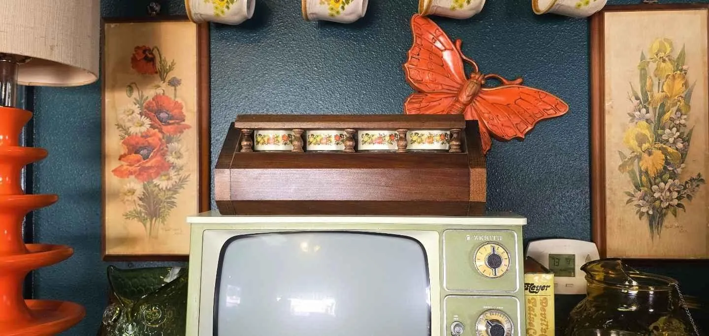 Store Image