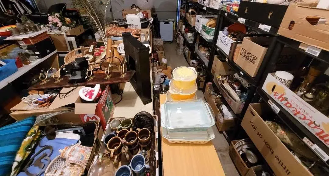 Store Image