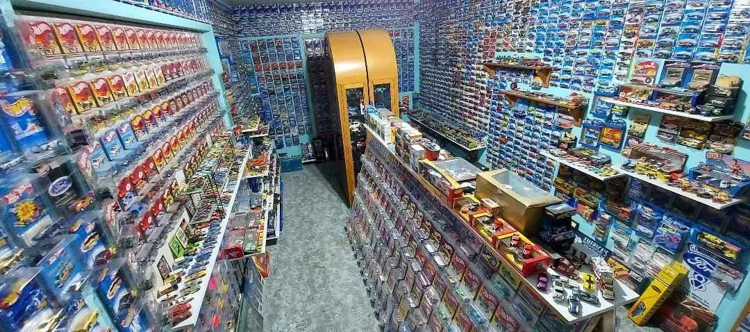 Store Image